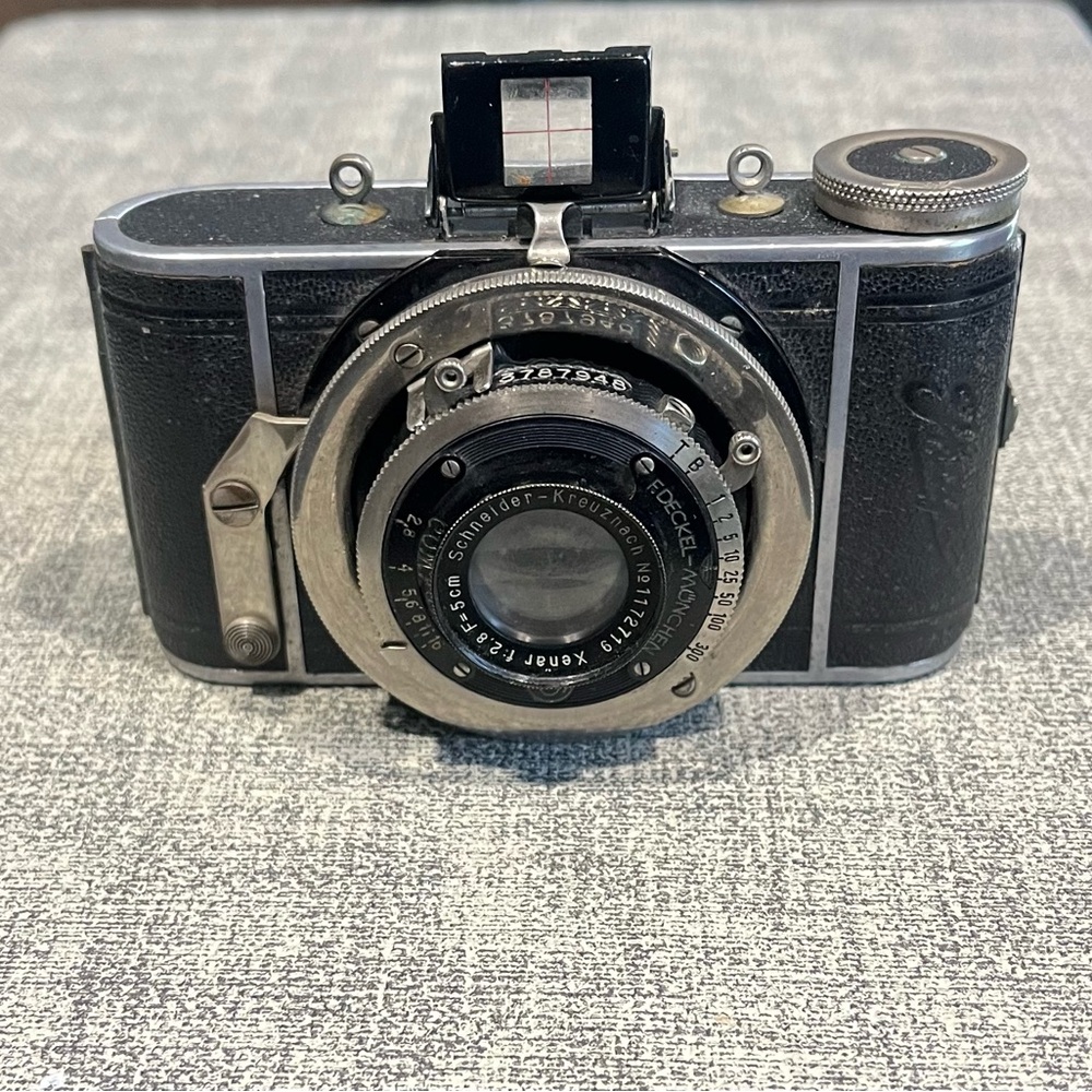 1930’s Vintage Ihagee Paravola Camera